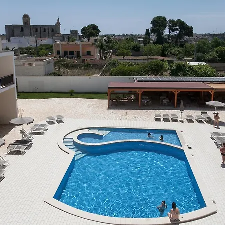 Monelli 3*