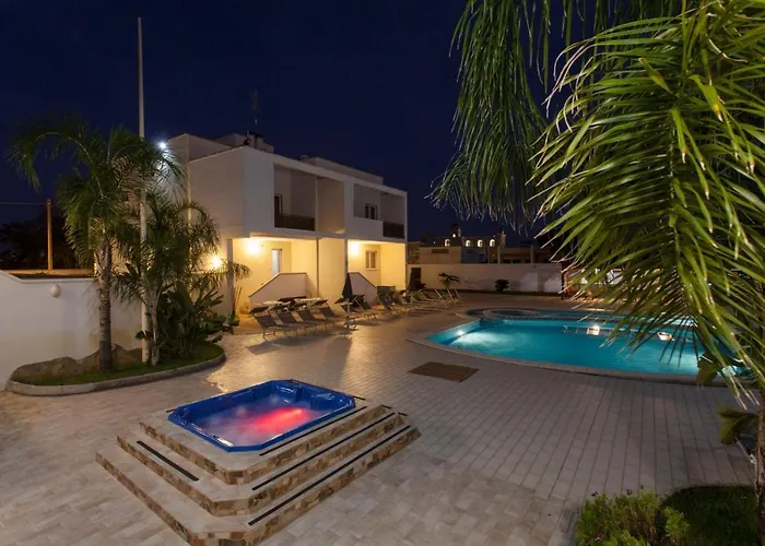 Monelli Bed & Breakfast 3*