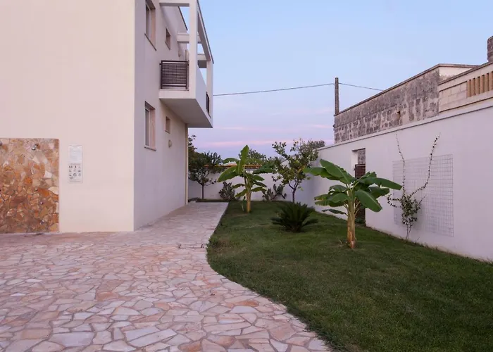 Monelli Bed & Breakfast