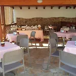 Monelli Bed & Breakfast
