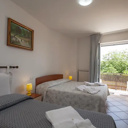 B&B Monelli Frühstückspension 3*